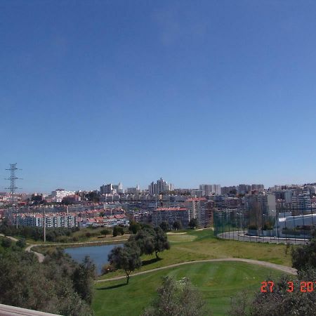 Sunny Suites Golf And Free Parking Guest House Lisboa المظهر الخارجي الصورة